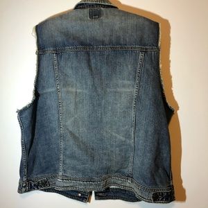 American Eagle Outfitters Jackets & Coats - American Eagle denim jean vest - XL American Eagle Outfitters Jackets & Coats - American Eagle denim jean vest - XL